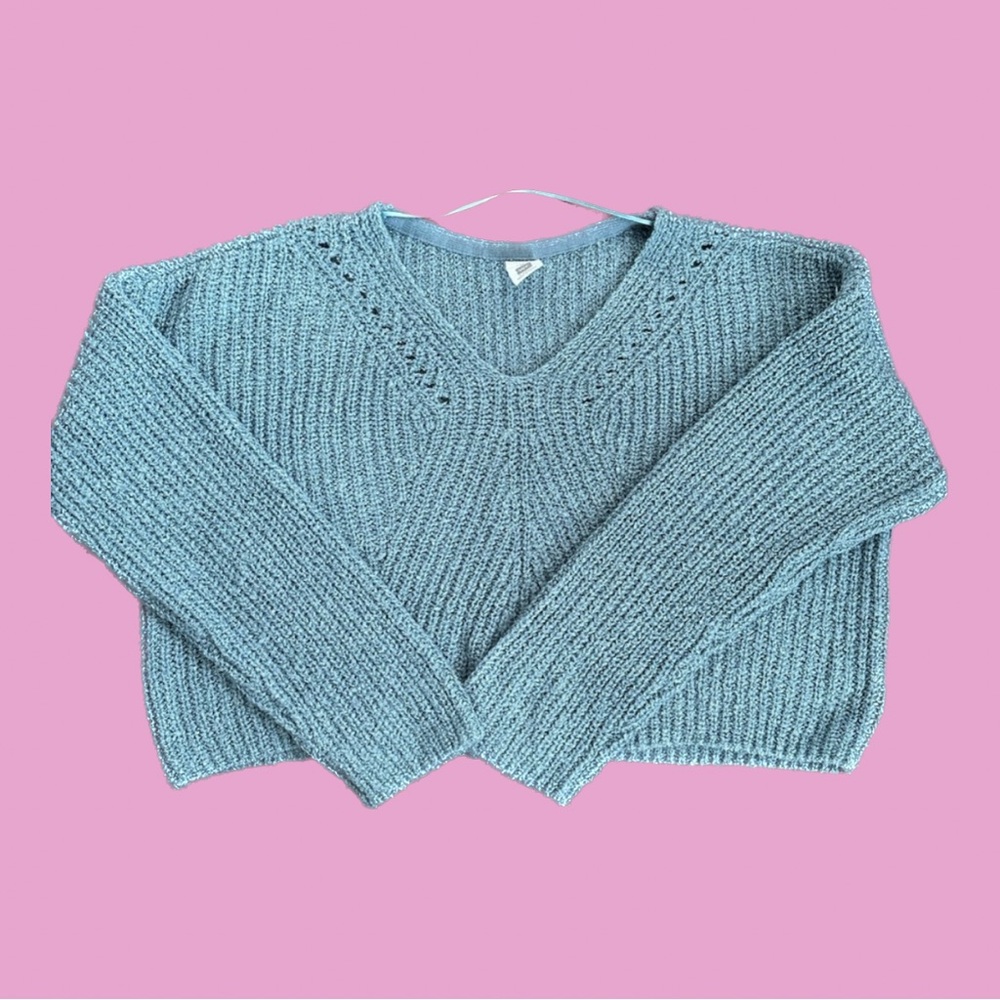 CROPPED KNIT V NECK SWEATER